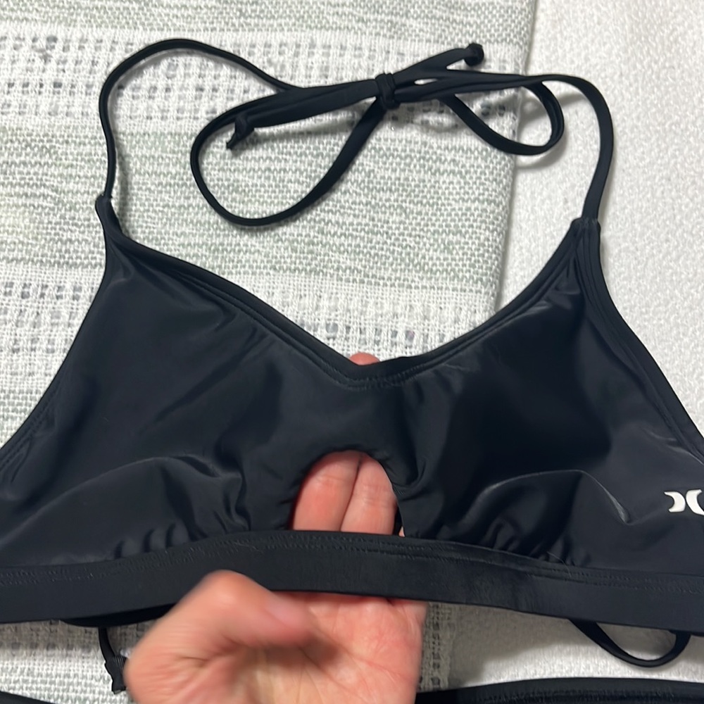 Hurley bathing suit - Picture 3 of 7
